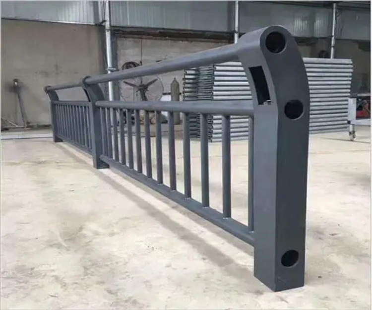 正确安装不锈钢桥梁护栏的方法